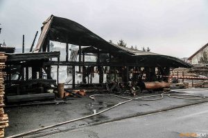 Brand der Produktioshalle des Sägewerks Gatterdam am 23.01.2015